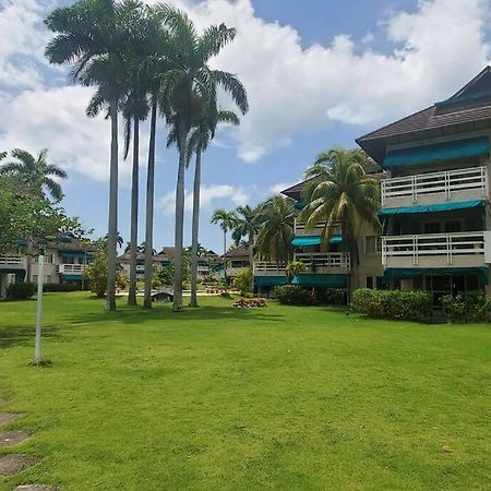 Apartamento Chalet Cassie Montego Bay Exterior foto
